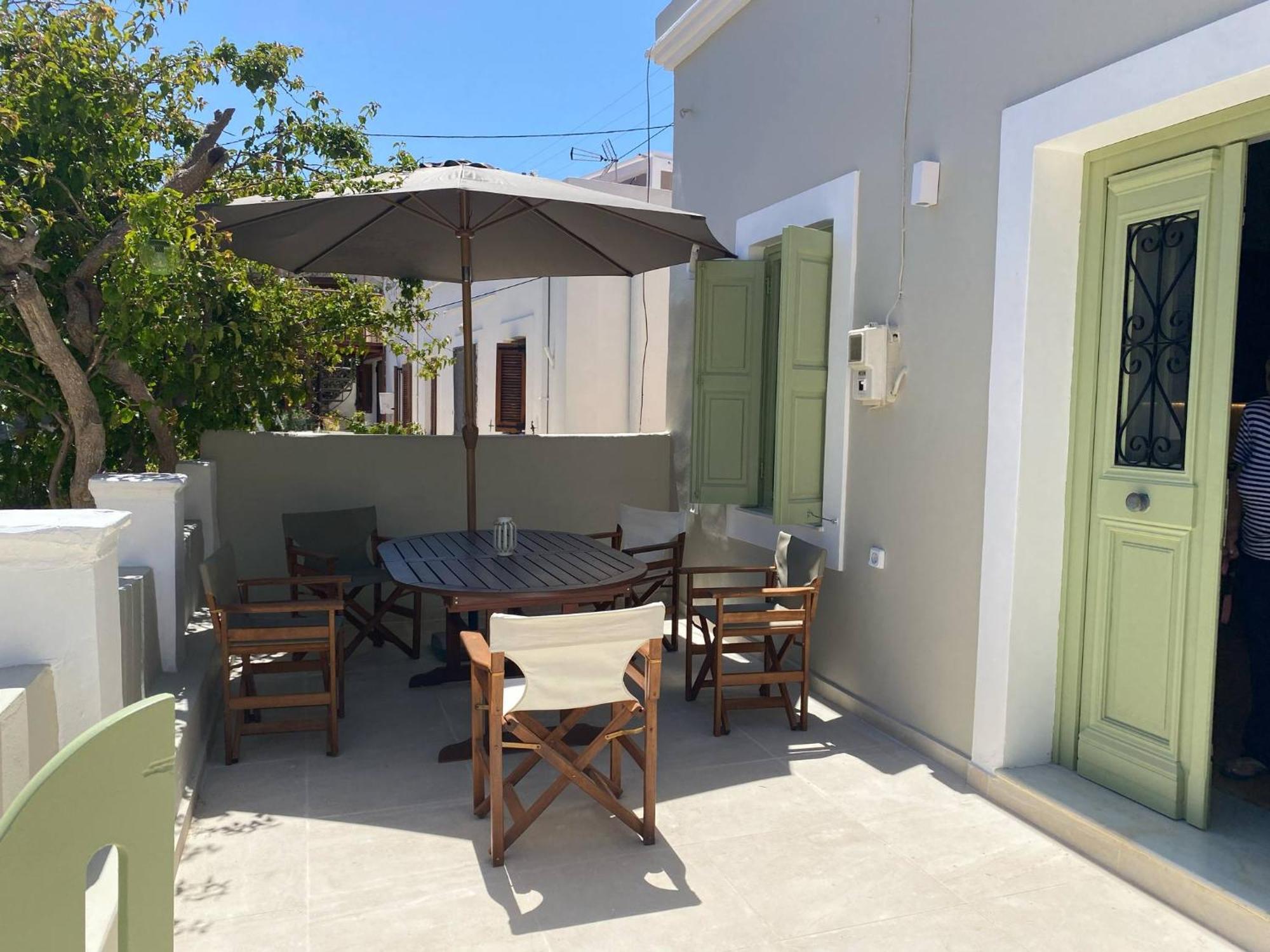 Villa Theoni Chalki Town Eksteriør billede